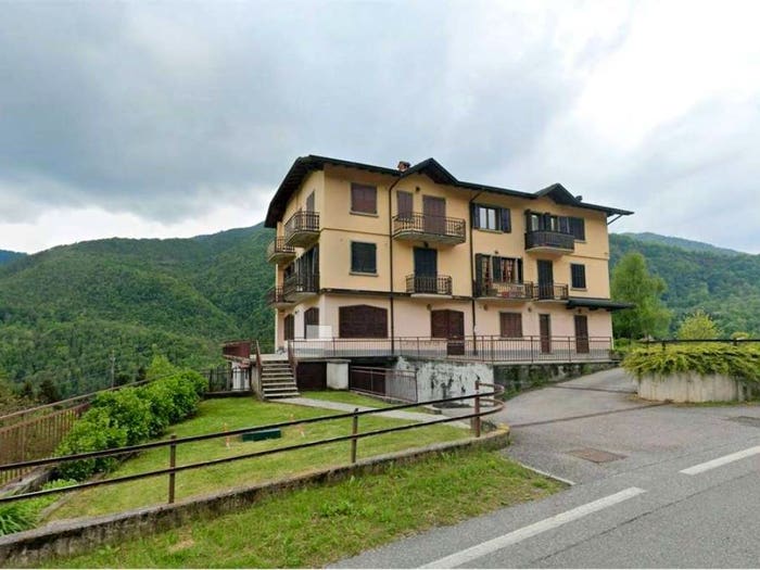 Appartamento trilocale in vendita in Sottochiesa, Taleggio