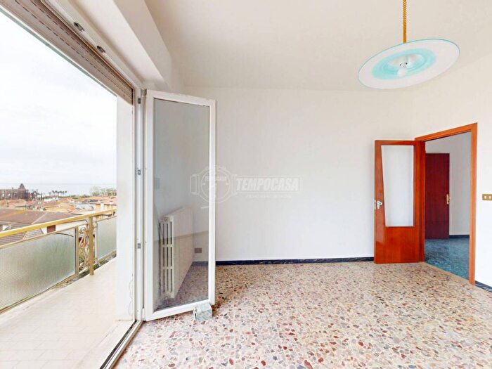 Appartamento quadrilocale in vendita in Via Giuseppe Giusti, Centro, Porto Sant'Elpidio