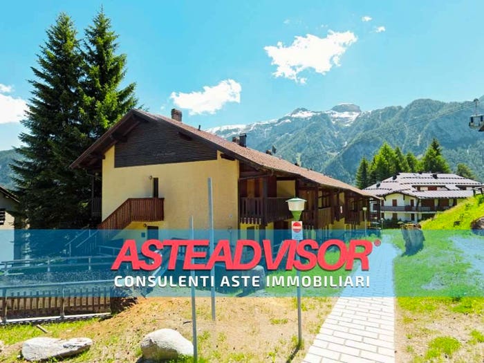 Appartamento con 6 locali in vendita in Frazione Folgarida Strada della Casina, Folgarida, Dimaro Folgarida