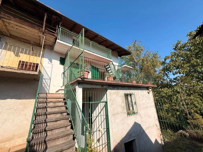 Casa con 5 locali in vendita in Via Saisa, Porte