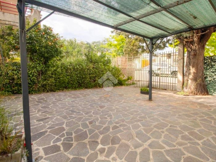 Casa quadrilocale in vendita in Via degli Eroi, Centro, Canosa Sannita