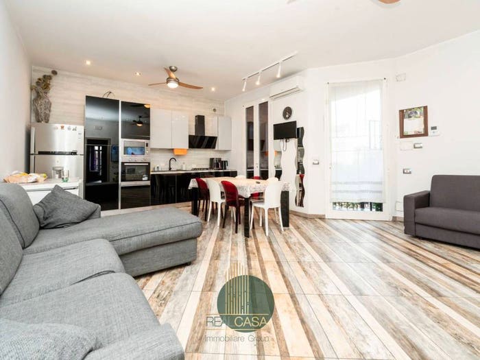 Appartamento trilocale in vendita in Viale Monza, Rovereto, Milano