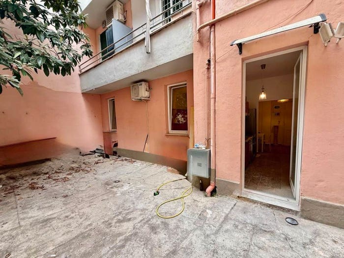 Appartamento bilocale in vendita in Piazza Tuscolo, San Giovanni, Roma