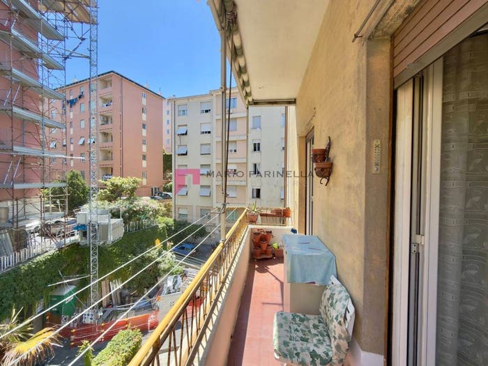 Appartamento trilocale in vendita in Via Papigliano, San Martino, Genova
