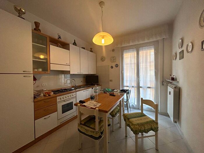 Appartamento bilocale in vendita in Via Ponti, Borghetto Santo Spirito