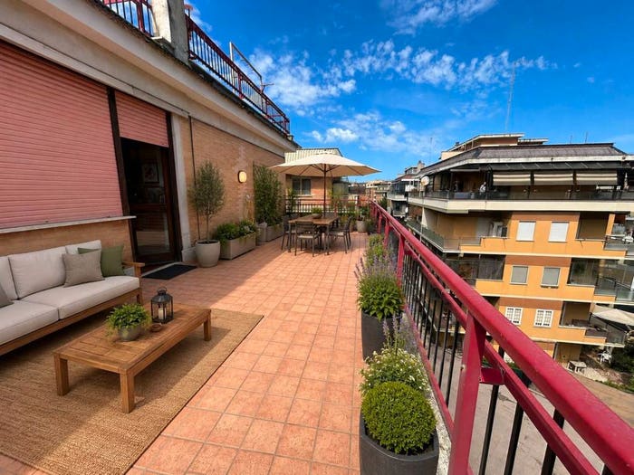 Casa con 5 locali in vendita in Piazza Calipso, Ostia Ponente, Roma