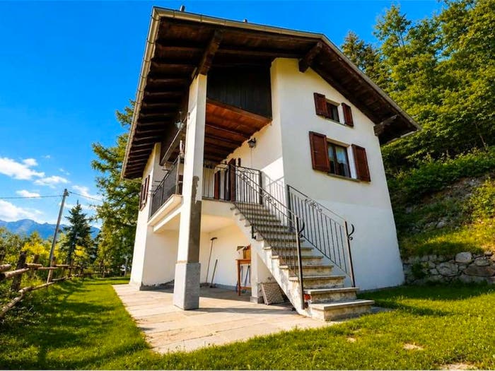 Casa quadrilocale in vendita in Località Piscine, Charvensod