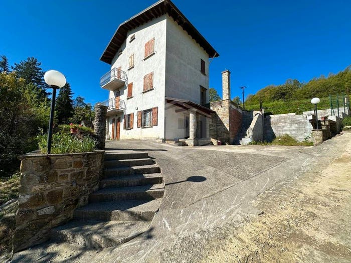 Casa con 6 locali in vendita in Via Sparvo, Sparvo, Castiglione dei Pepoli