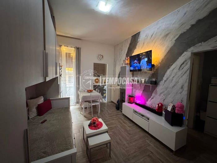 Appartamento monolocale in vendita in Viale Lucania, Corvetto, Milano