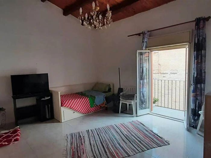 Appartamento con 6 locali in vendita in Via Ten C Rosario, Lascari