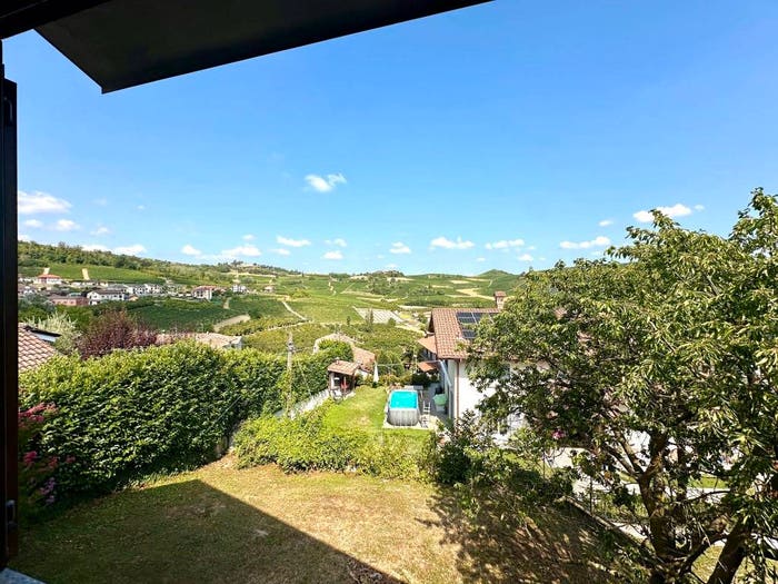 Casa con 6 locali in vendita in Via Serra, San Giuseppe, Castagnito