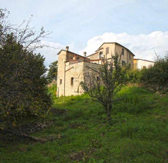 Casa con 6 locali in vendita in Via Trieste, Fivizzano