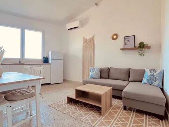 Appartamento bilocale in affitto in Via Roma, Campofelice di Roccella