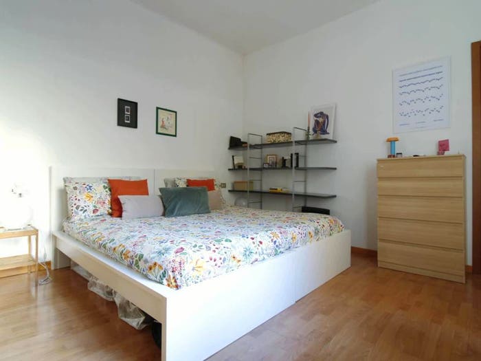 Appartamento bilocale in affitto in Via Curtatone, Quadronno Crocetta, Milano
