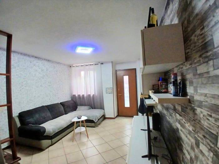 Casa trilocale in vendita in Via Settembre, Centro, Portalbera