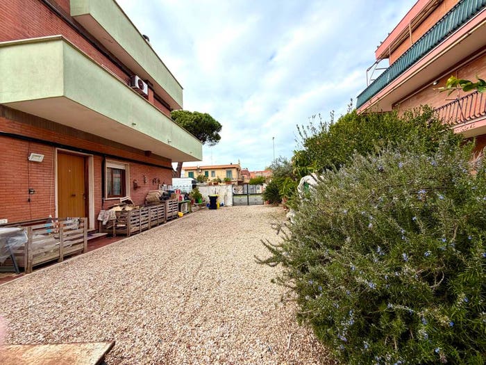 Casa trilocale in vendita in Via Giovanni XXIII, Zona Domitilla, Ladispoli