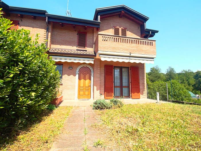 Casa con 5 locali in vendita in Cascina Sant'Isidoro, Sant'isidoro, Carugo
