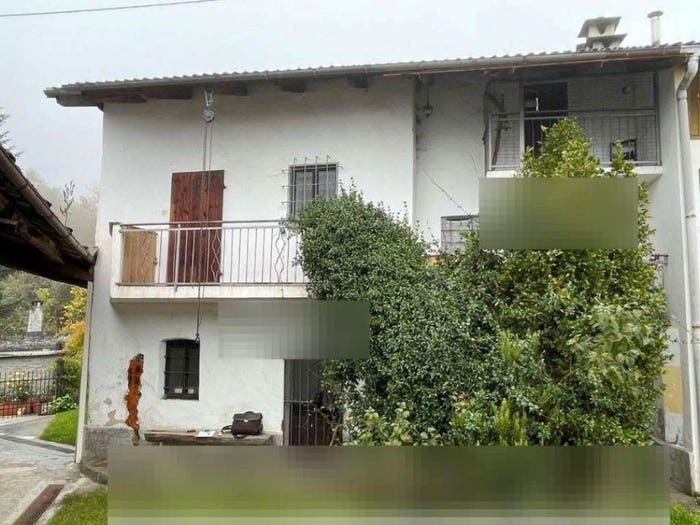 Casa con 6 locali in vendita in via Bletramone, Centro, Barge
