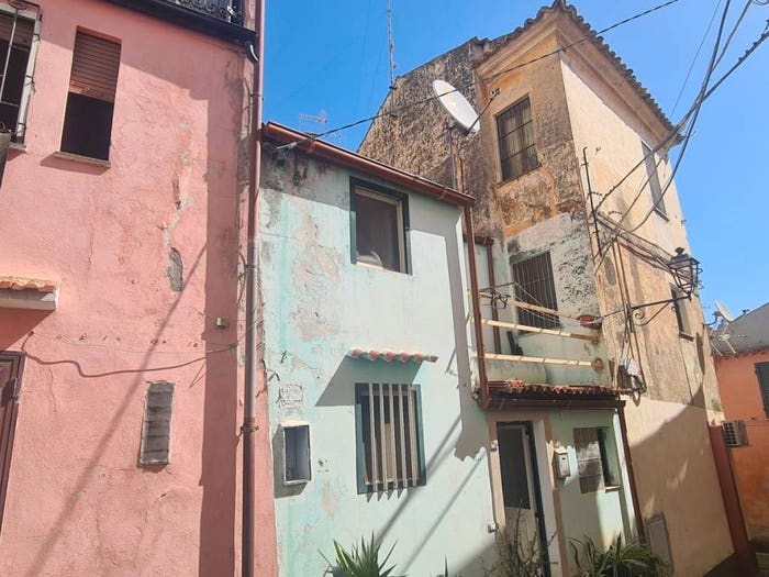 Casa trilocale in vendita in Vico Traverso Agricoltori, Centro Storico, Catanzaro
