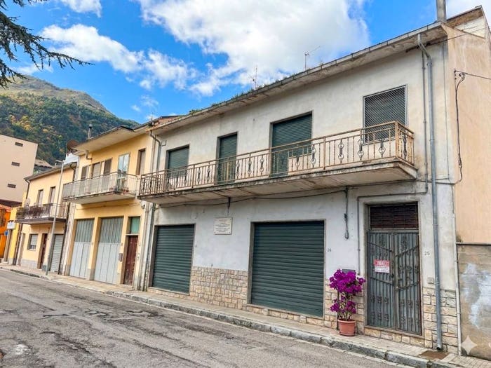 Appartamento con 6 locali in vendita in Via Guglielmo Marconi, Centro, Bojano