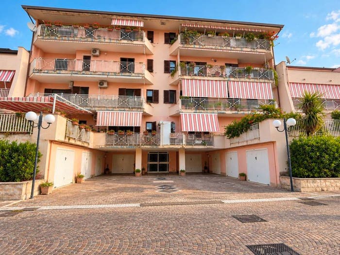 Appartamento quadrilocale in vendita in Vicolo Bonghi, Tuoro, Caserta