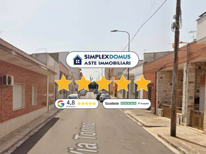 Casa con 6 locali in vendita in Via Torino, Centro, Lizzanello