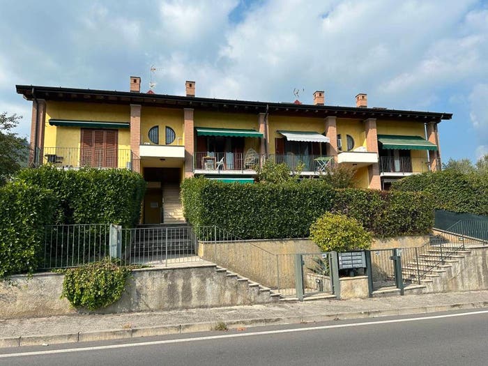 Appartamento trilocale in vendita in Via Gabriele Camozzi, Villongo