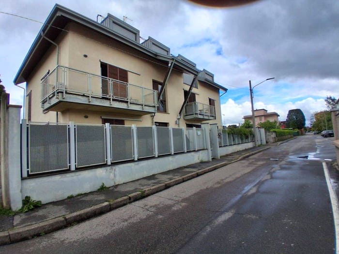 Appartamento bilocale in vendita in Via Ambrogio Moroni, Pogliano Milanese