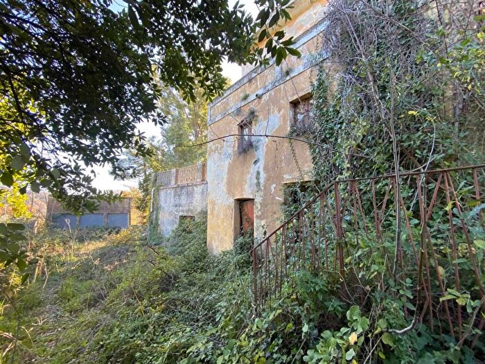 Casa con 6 locali in vendita in Pontegrande Sant'Elia, Catanzaro