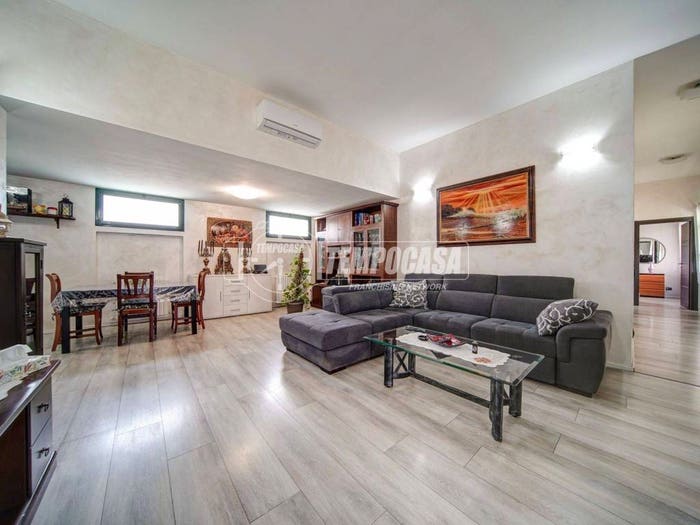 Casa quadrilocale in vendita in Via Galileo Galilei B, Fagnano Olona