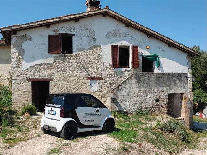 Casa con 6 locali in vendita in Giano dell'Umbria