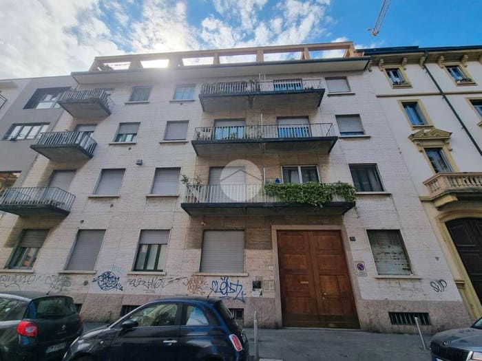 Appartamento trilocale in vendita in Via Monte San Genesio, Dergano, Milano