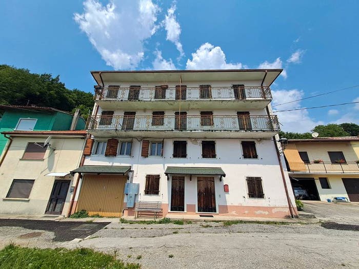 Casa con 6 locali in vendita in Via Bidese, Lusiana Conco