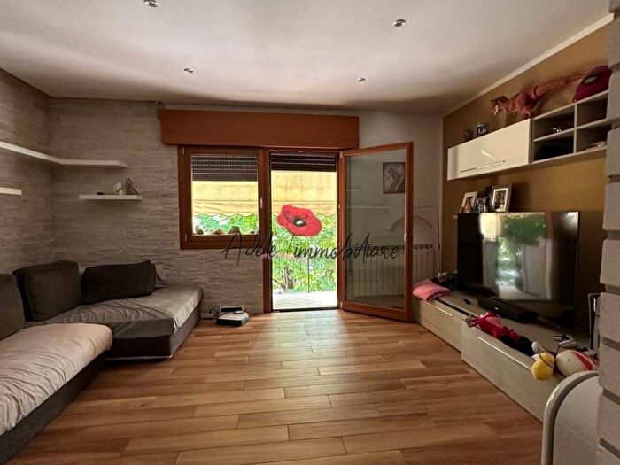 Appartamento con 6 locali in vendita in via castellana, Zelarino, Venezia