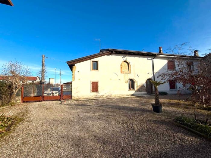 Casa bilocale in vendita in Via della Fornace, Mortesins, Ruda