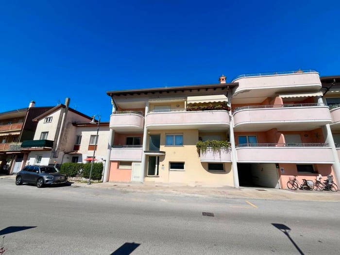 Appartamento con 5 locali in vendita in Via dell'Ingegno, Centro, Grado