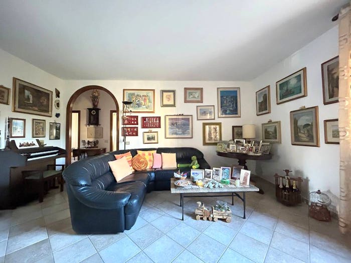Appartamento con 5 locali in vendita in Via Amerigo Vespucci, Centro, Barberino di Mugello