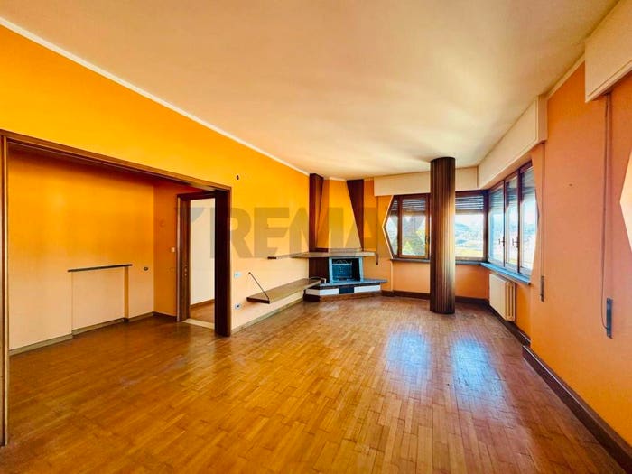 Appartamento quadrilocale in vendita in Centro, Cairo Montenotte