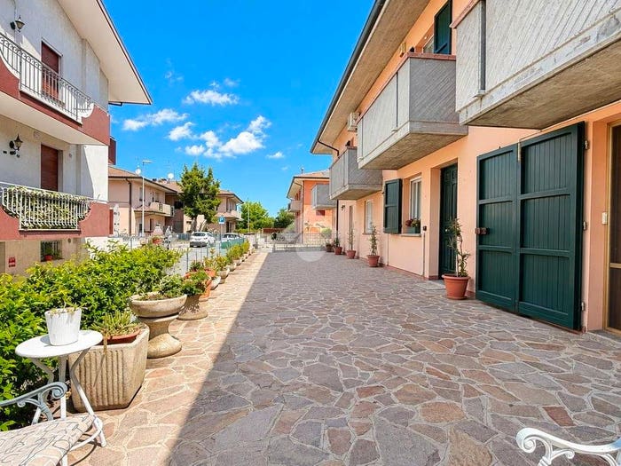 Casa con 6 locali in vendita in Via F Petrarca, Gatteo Sant'Angelo, Gatteo