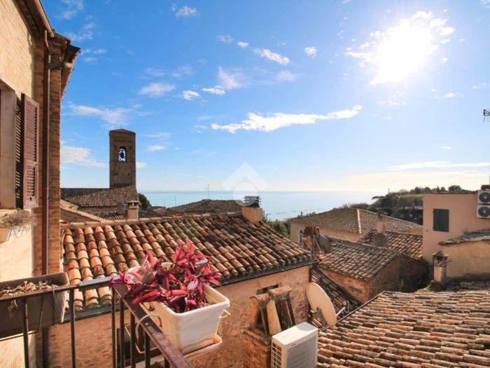 Appartamento quadrilocale in vendita in Via Fiume, Torre Di Palme, Fermo