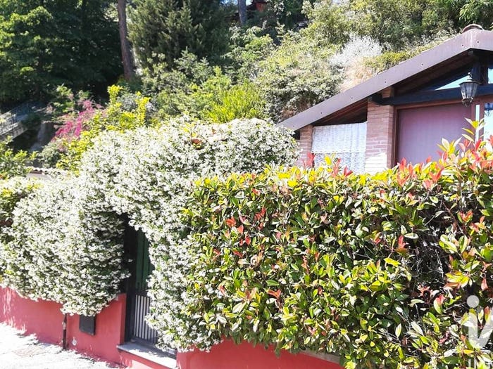 Casa con 6 locali in vendita in Via Pineta, Cisano, Cisano sul Neva
