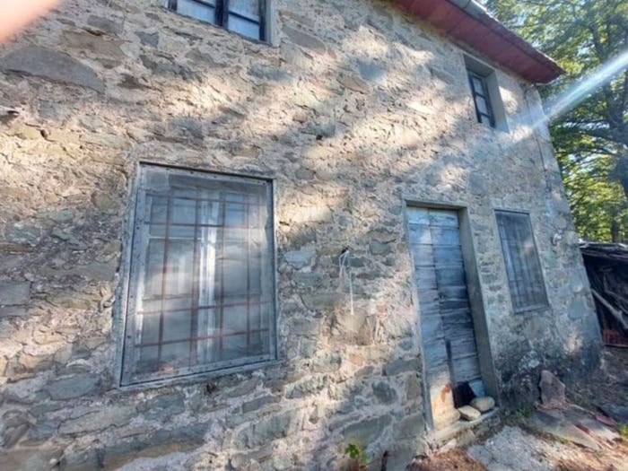 Casa quadrilocale in vendita in Bagni di Lucca