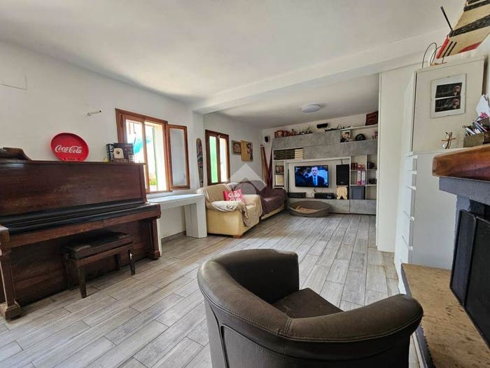 Casa quadrilocale in vendita in Via Carrezioi, Centro, Dolo