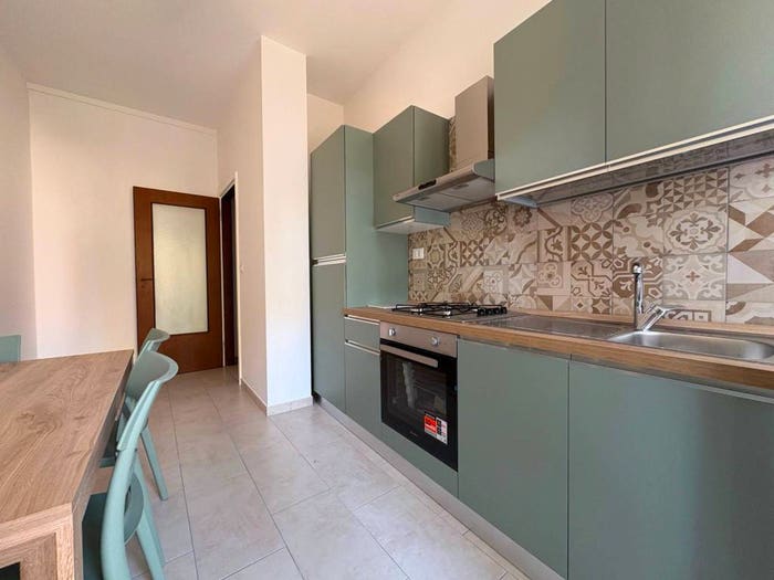 Appartamento trilocale in vendita in Via di Corticella, Bolognina, Bologna