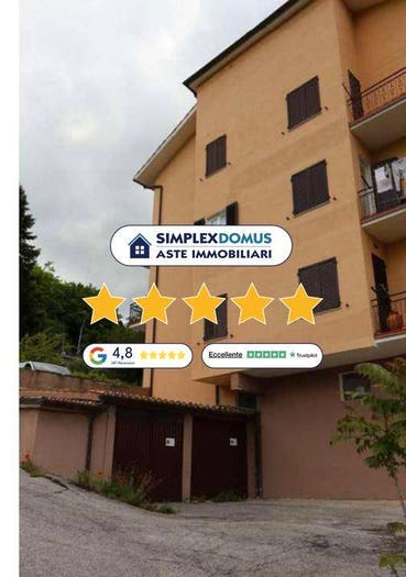 Appartamento con 6 locali in vendita in Parisiani, Centro, Camerino