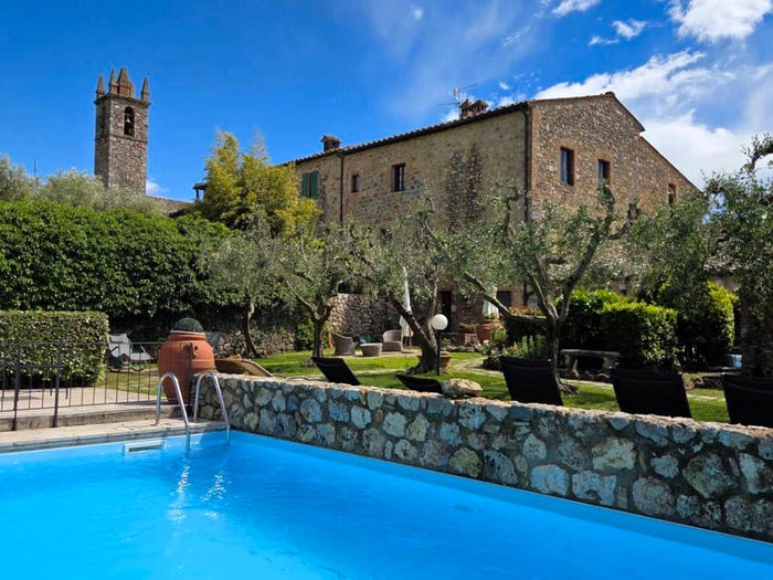 Casa con 6 locali in vendita in Via I Maggio, Monteriggioni