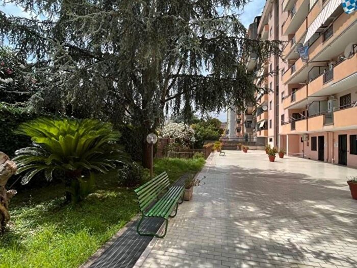 Appartamento con 5 locali in vendita in degli Oleandri, Caserta