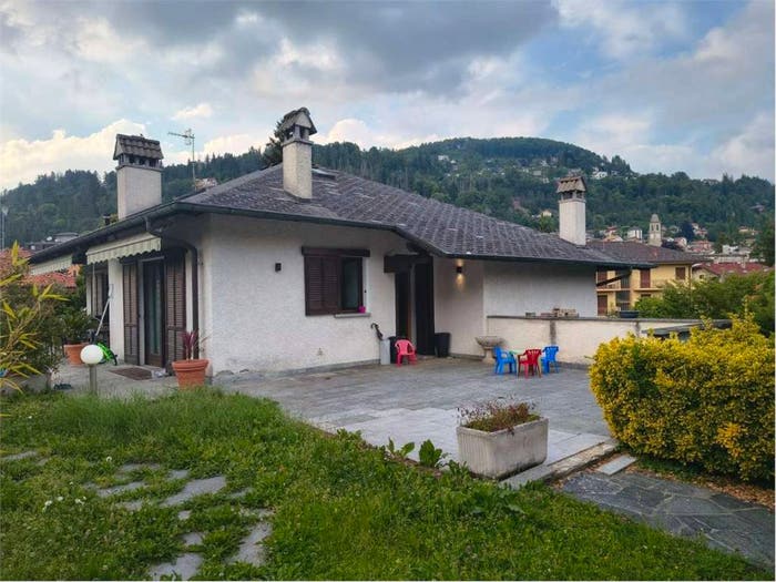 Casa con 5 locali in vendita in Via G Marsaglia, Centro, Premeno
