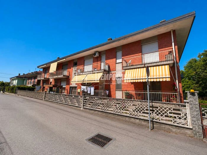 Appartamento trilocale in vendita in Via Aurora, Centro, Favria