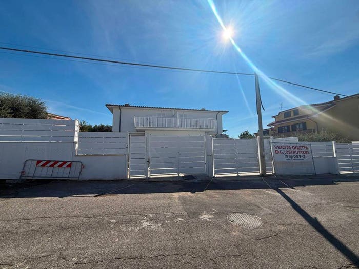Casa quadrilocale in vendita in Via Roviano, Setteville Nord, Guidonia Montecelio